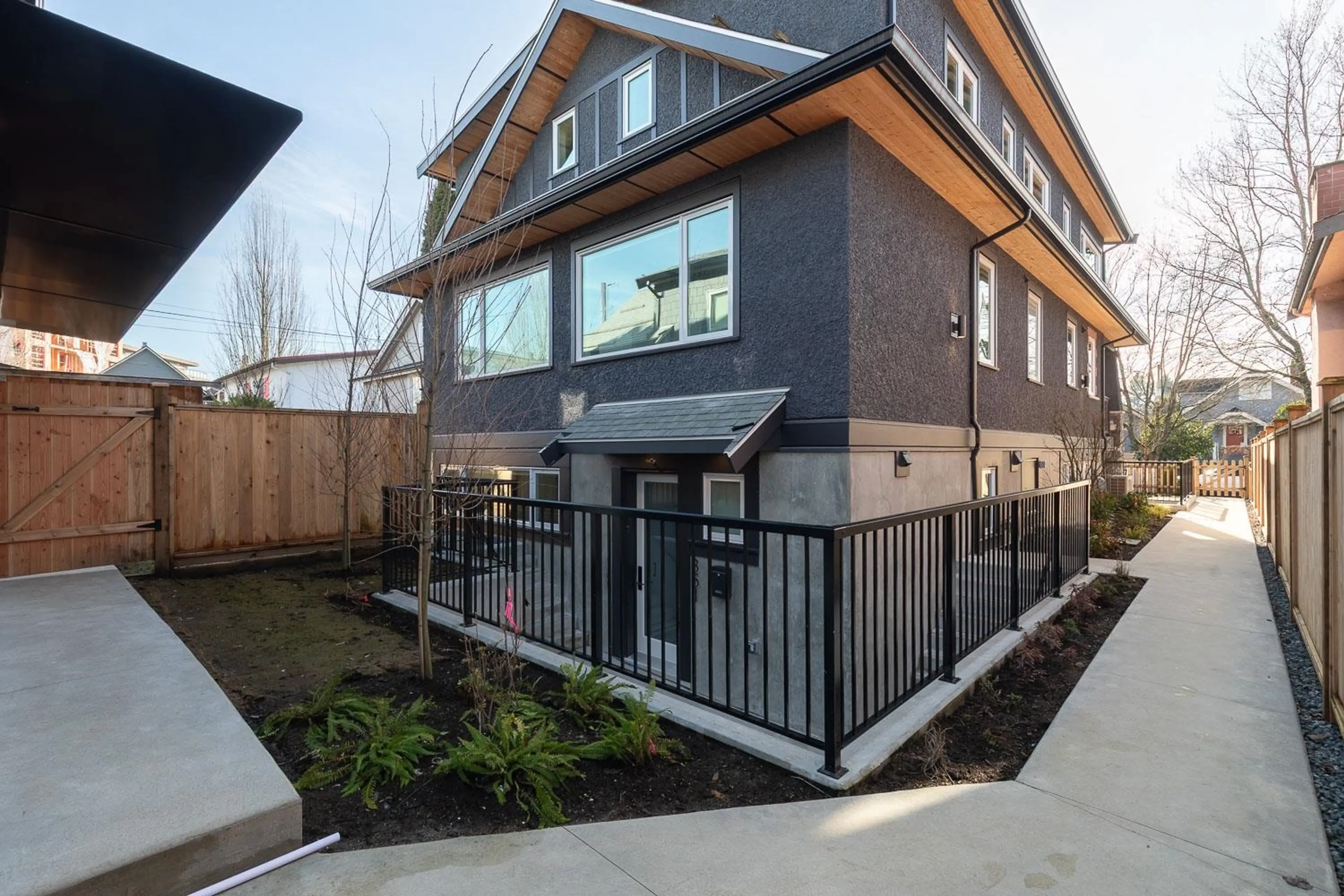 Property at 851 E 19TH AVENUE, Vancouver, BC