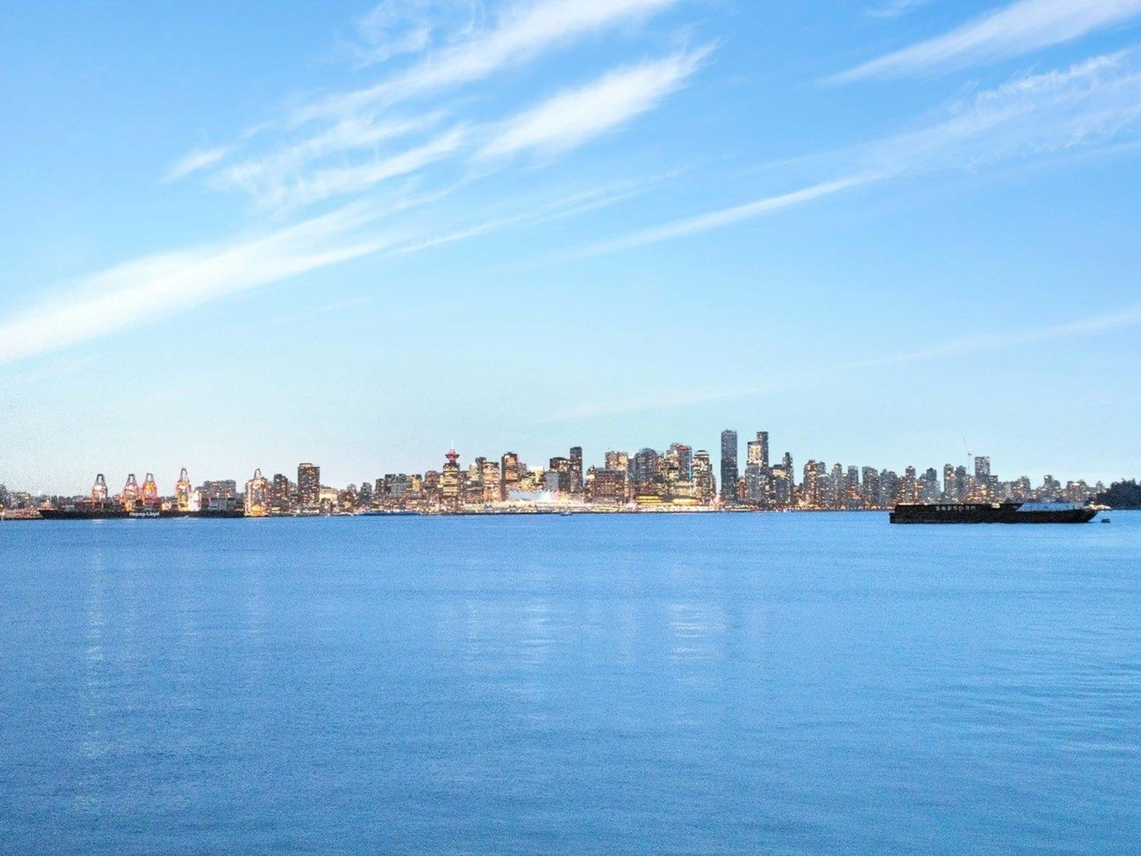 Property at #1306 33 CHESTERFIELD PLACE, North Vancouver, BC