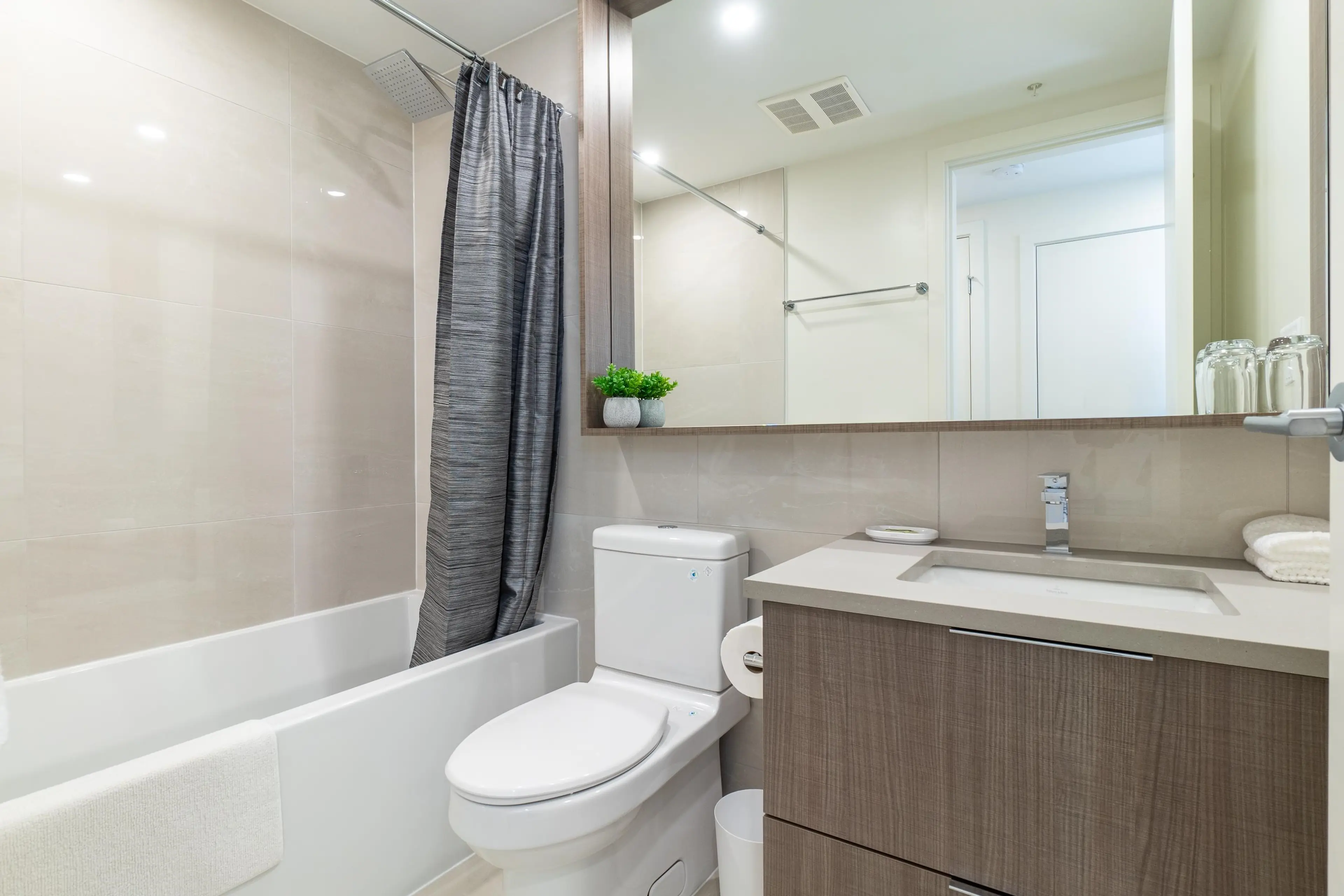 Property at #1703 13318 104 AVENUE, Surrey, BC