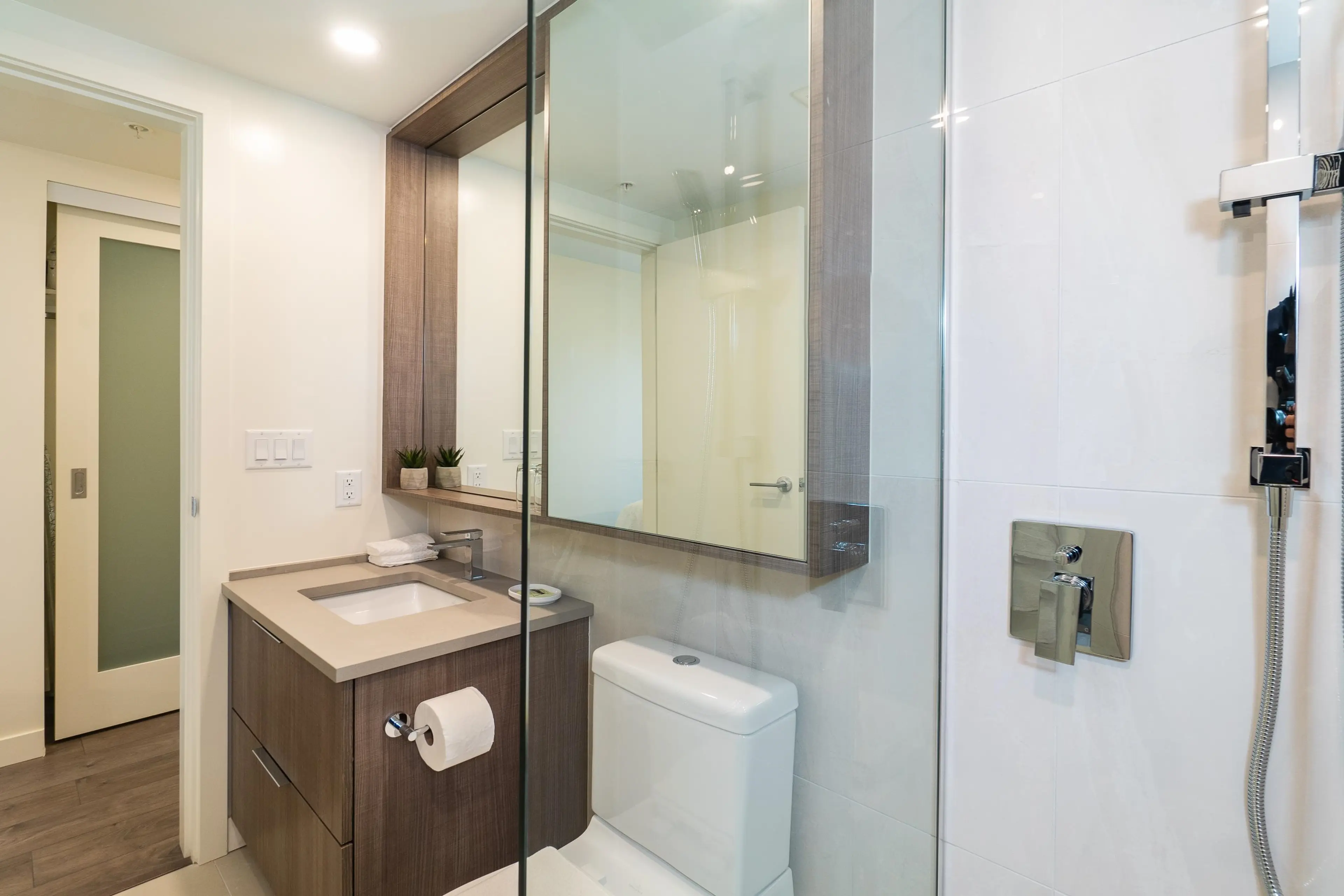 Property at #1703 13318 104 AVENUE, Surrey, BC