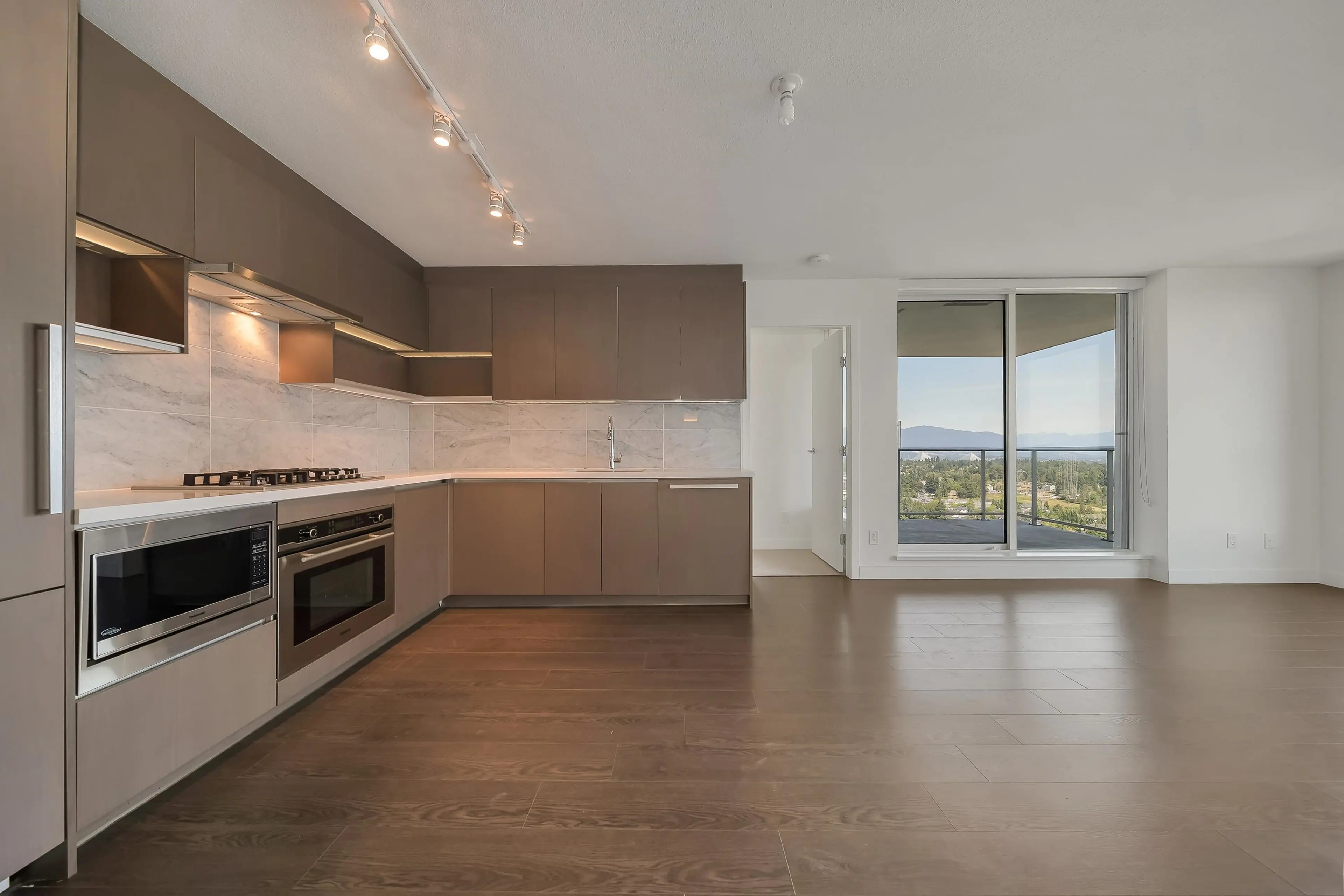 Property at #4508 13696 100 AVENUE, Surrey, BC