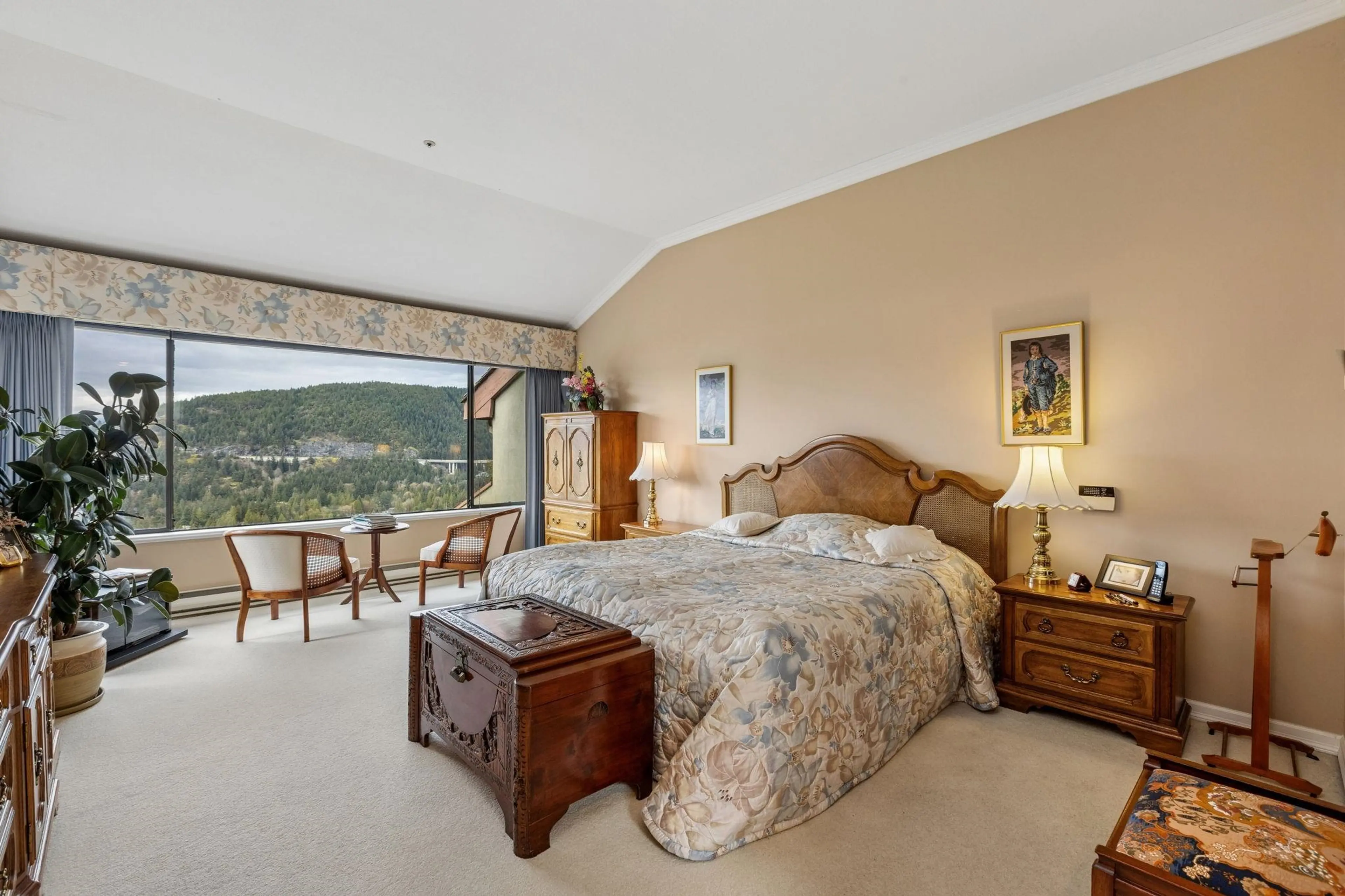 Property at 5180 MEADFEILD ROAD, West Vancouver, BC