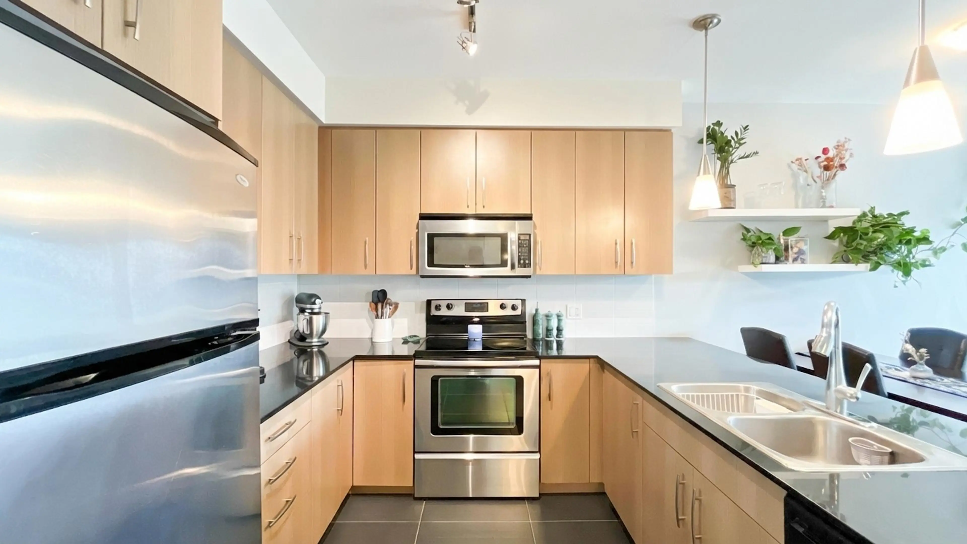 Property at #308 22290 NORTH AVENUE, Maple Ridge, BC