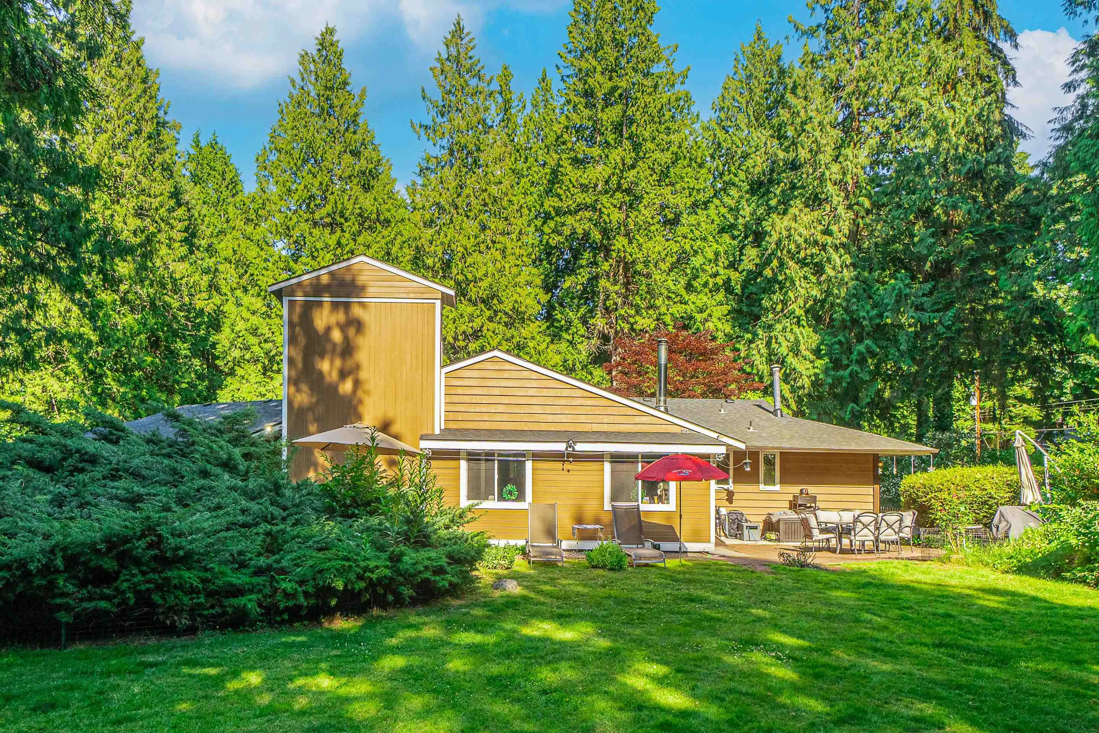 Property at 13425 WOODCREST DRIVE, Surrey, BC