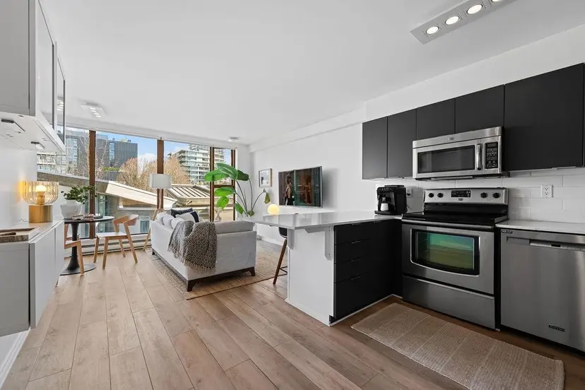 Property at ••• W 8th Avenue, Vancouver, BC