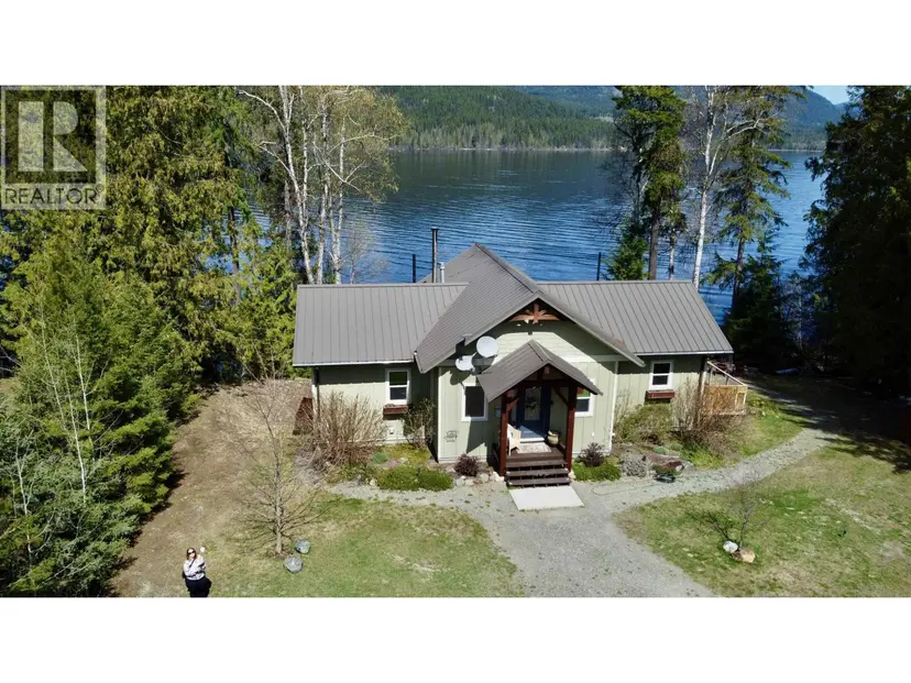 Property at 8989 S MAHOOD LAKE ROAD, Canim Lake, BC