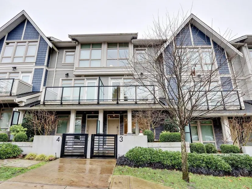 Property at ••• W Queens Road, North Vancouver, BC