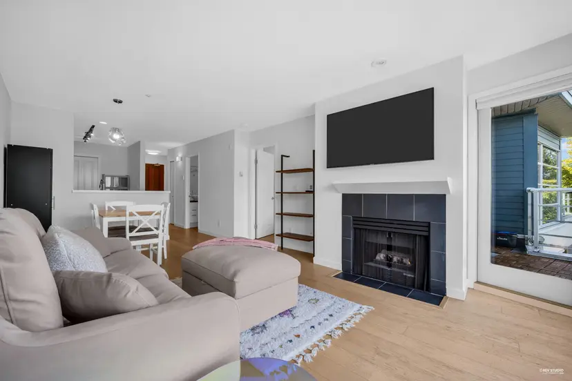 Property at #404 2575 W 4th Avenue, Vancouver, BC