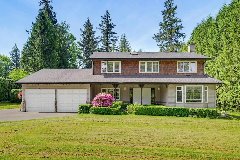Property at ••• 76b Crescent, Langley, BC