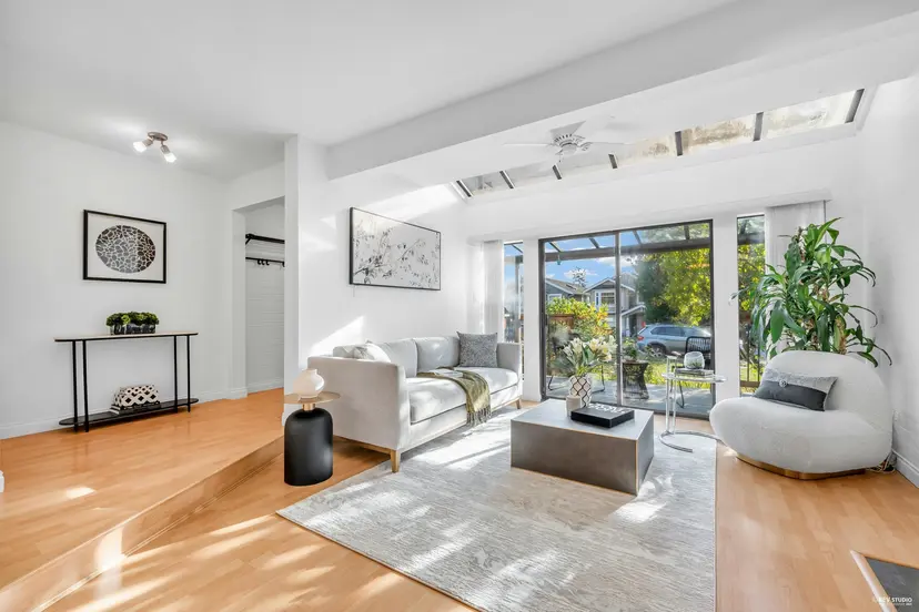 Property at ••• E 21st Street, North Vancouver, BC