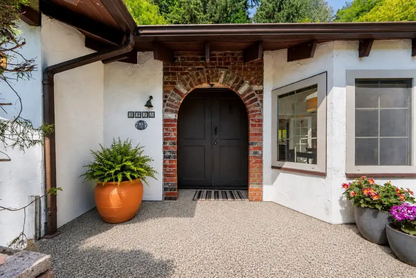 Property at 2995 Altamont Crescent, West Vancouver, BC