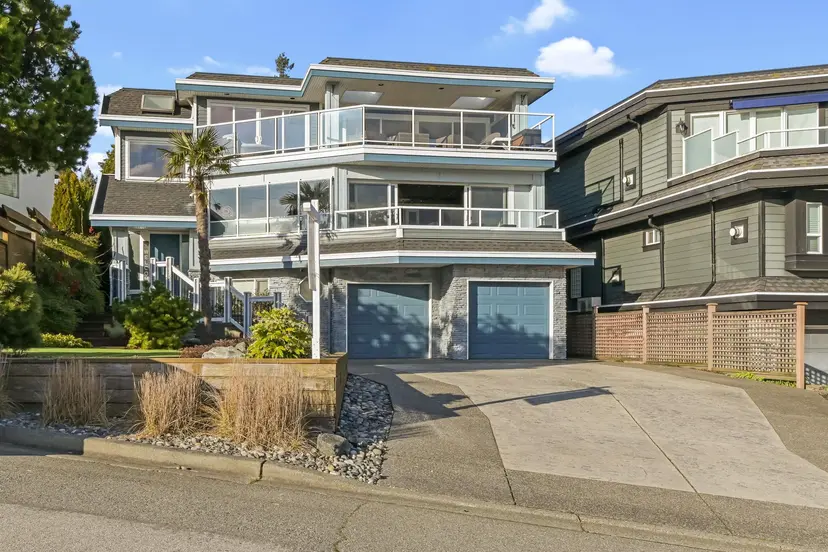 Property at 15587 Semiahmoo Avenue, White Rock, BC
