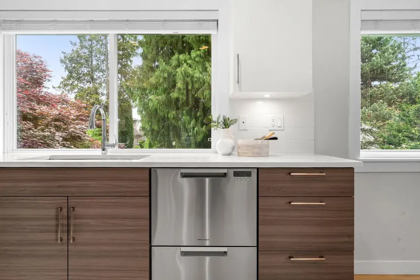 Property at 6235 Ashworth Avenue, Burnaby, BC
