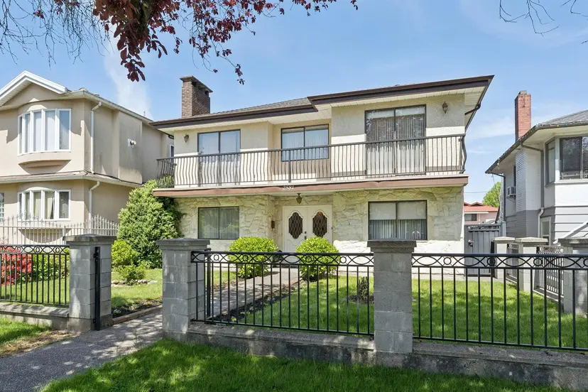 Property at ••• E 3rd Avenue, Vancouver, BC