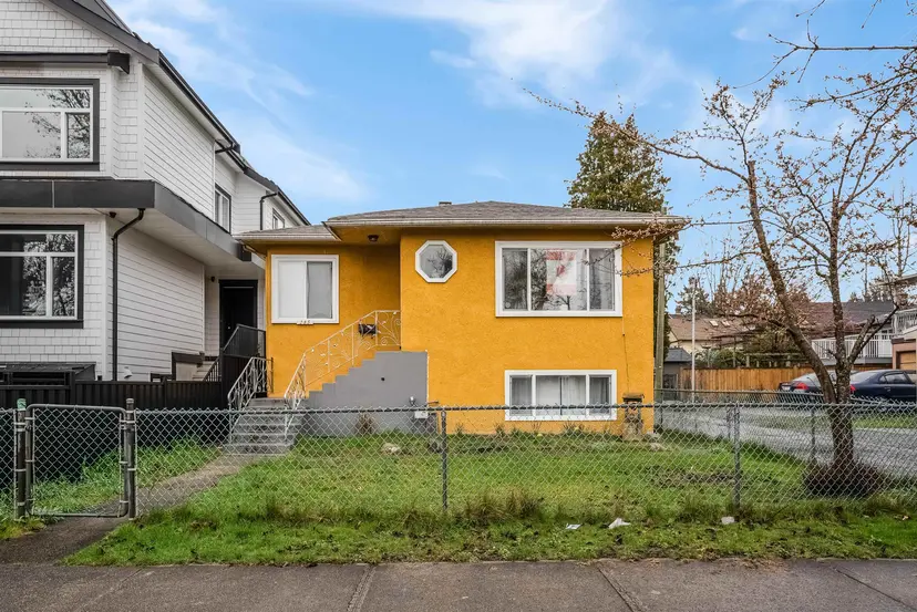 Property at ••• E 48th Avenue, Vancouver, BC
