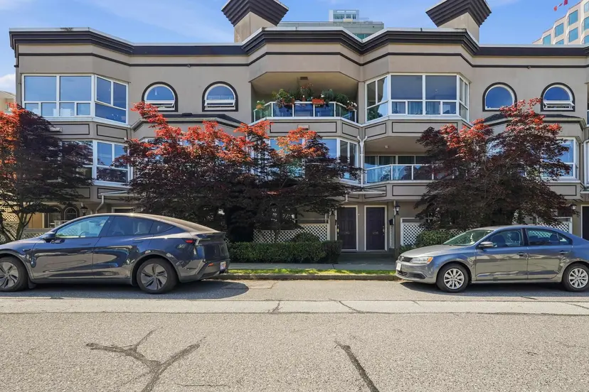 Property at ••• W 8th Avenue, Vancouver, BC