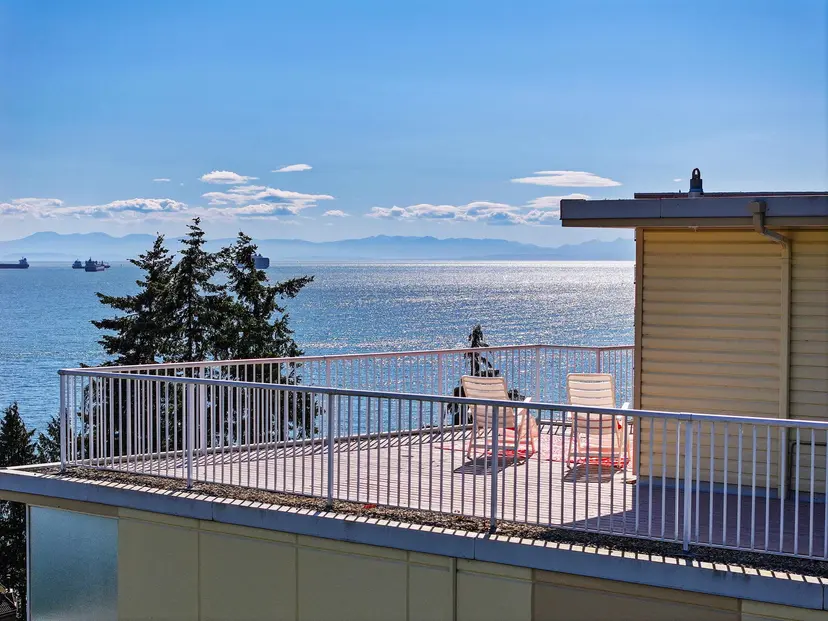 Property at ••• Bellevue Avenue, West Vancouver, BC