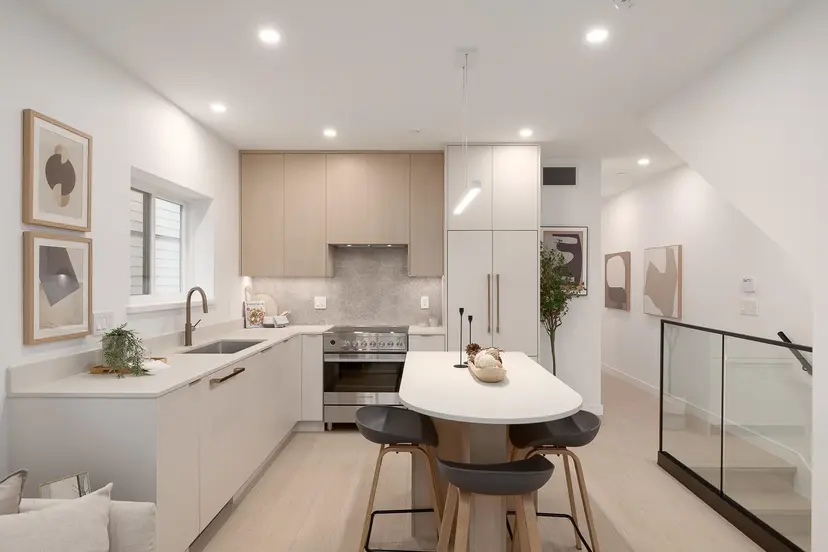 Property at ••• E 34th Avenue, Vancouver, BC