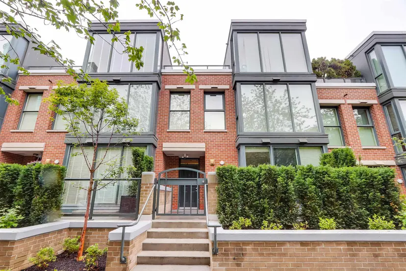 Property at ••• W 7th Avenue, Vancouver, BC