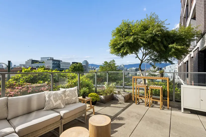 Property at ••• E 5th Avenue, Vancouver, BC